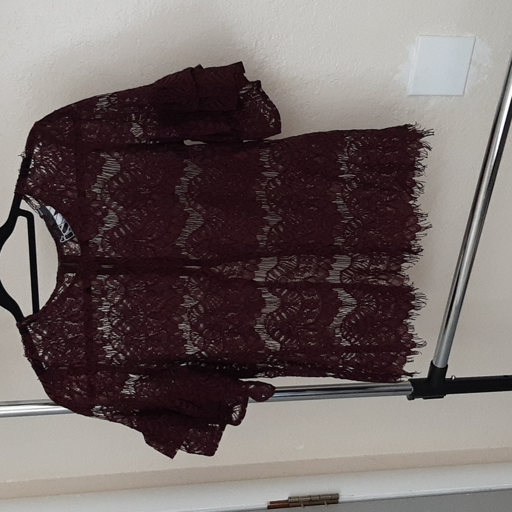Inny luxurious  lace top